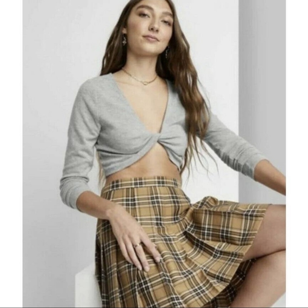 Wild Fable top long sleeve twist tiny top